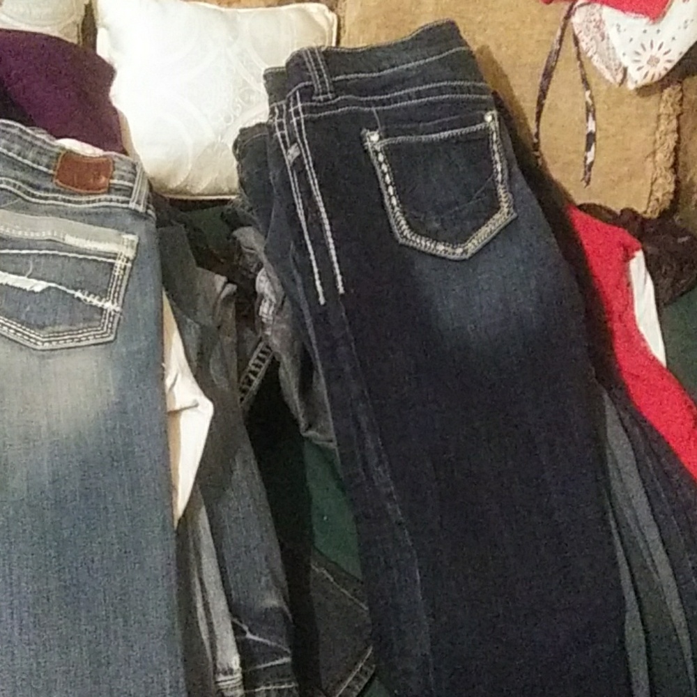 Jeans in bulk size 27 to 29